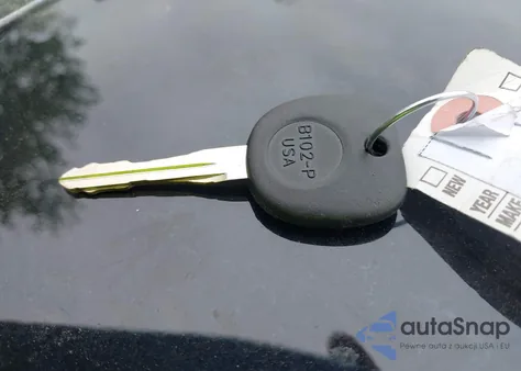 2005 Saturn Vue 4 Cyl from USA, damaged, VIN 5GZCZ33D85S830271